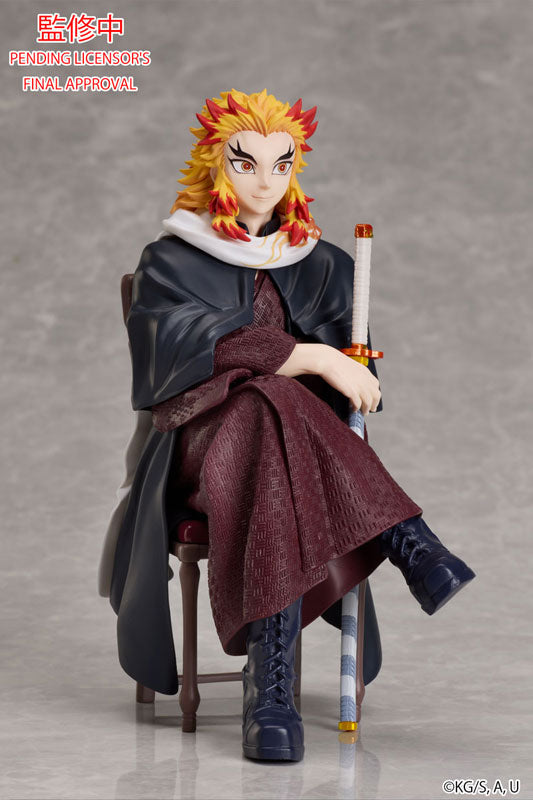 PREORDER Demon Slayer: Kimetsu no Yaiba Kyojuro Rengoku NON Scale Figure