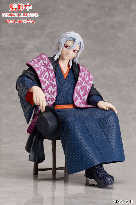 PREORDER Demon Slayer: Kimetsu no Yaiba Tengen Uzui NON Scale Figure