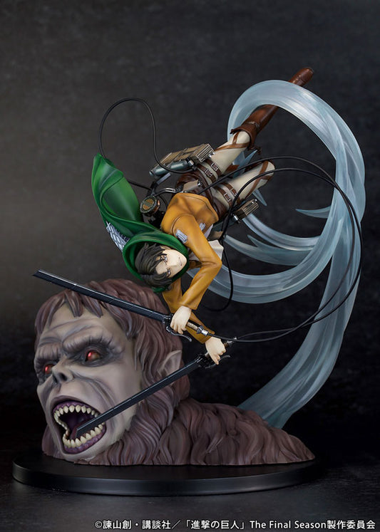 PREORDER TV Anime "Attack on Titan" "Levi vs Beast Titan ver." Complete Figure