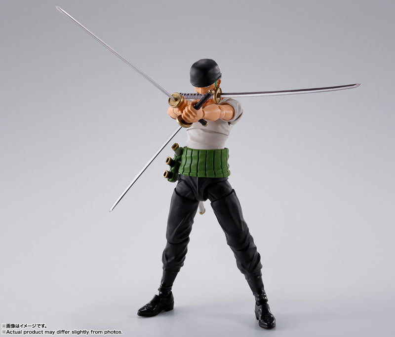 PREORDER S.H.Figuarts Roronoa Zoro -Romance Dawn- "ONE PIECE"