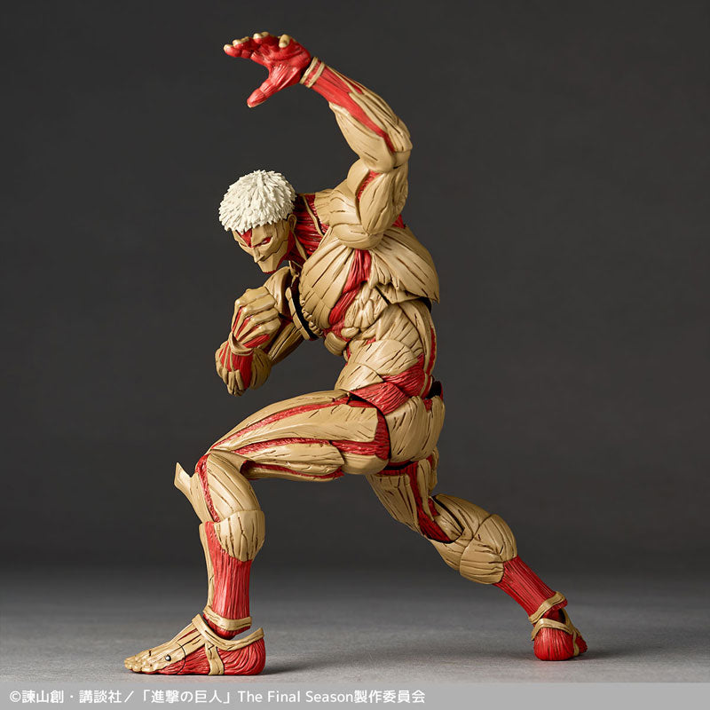 PREORDER Revoltech Amazing Yamaguchi Attack on Titan Armored Titan