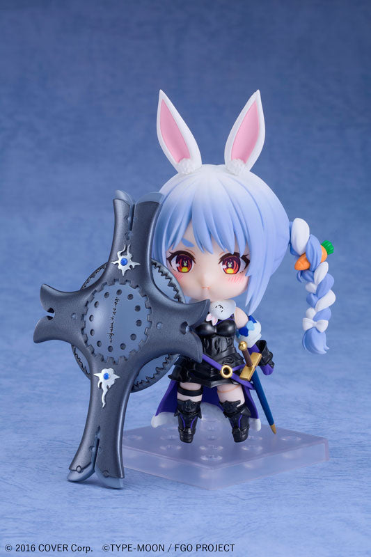 PREORDER Nendoroid Usada Pekora(Mash Kyrielight Collaboration Ver.)