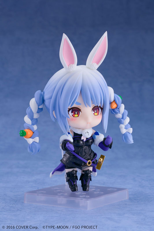 PREORDER Nendoroid Usada Pekora(Mash Kyrielight Collaboration Ver.)