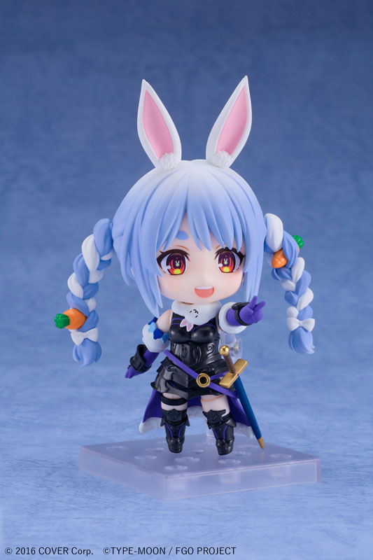 PREORDER Nendoroid Usada Pekora(Mash Kyrielight Collaboration Ver.)