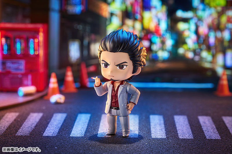 PREORDER Nendoroid Like a Dragon Kazuma Kiryu