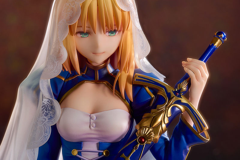 PREORDER Fate/stay night Saber -Garden of Avalon- 1/7 Complete Figure