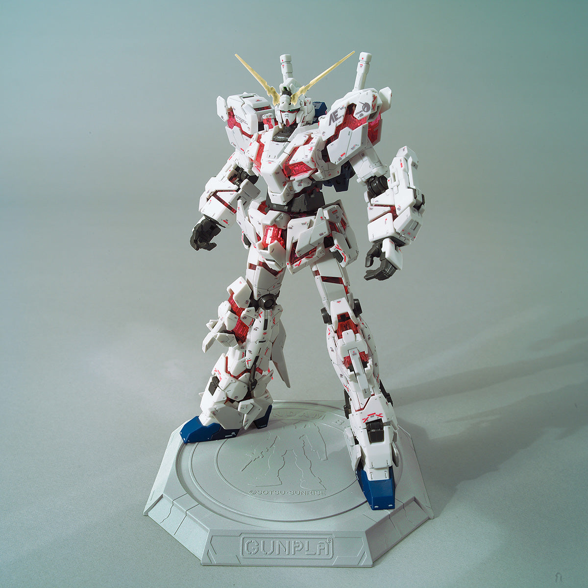 IN STOCK  RG 1/144 The Gundam Base Limited RX-0 Unicorn Gundam Ver. TWC