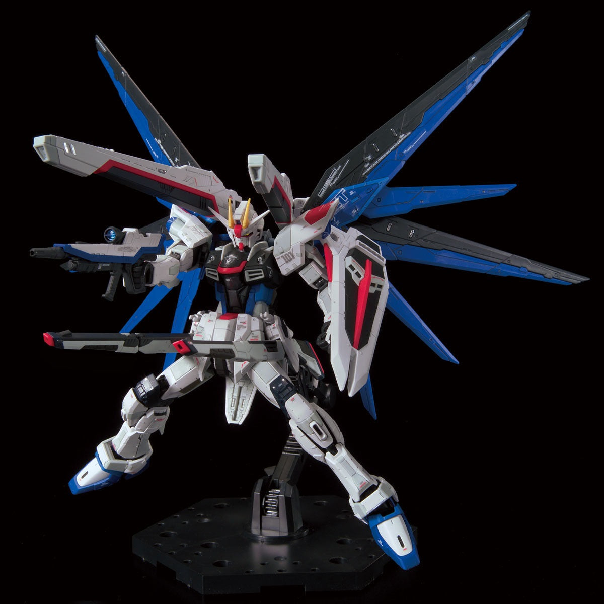 IN STOCK RG Freedom Gundam Ver. GCP Gundam Base Limited