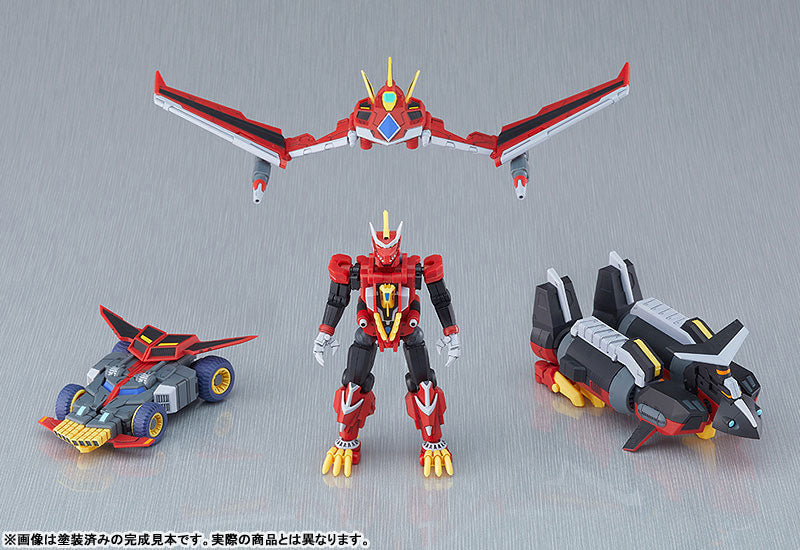PREORDER MODEROID GRIDMAN UNIVERSE Rogue Kaiser Gridman Plastic Model