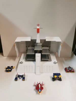 PREORDER UnknownZ Camp Big Falcon Otoro Jima Big Falcon Base for Voltes V fits SMP , MD , MA