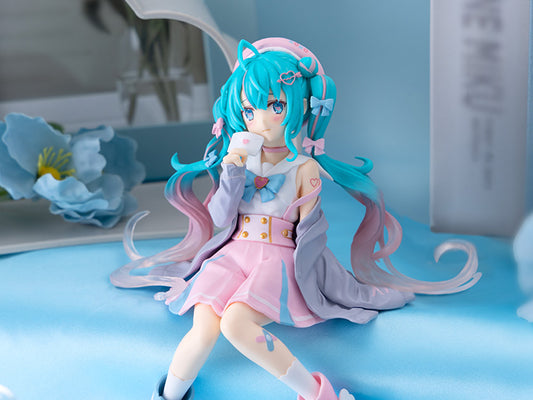 PREORDER Vocaloid Hatsune Miku (Love Sailor Grey Color Ver.) Noodle Stopper Figure