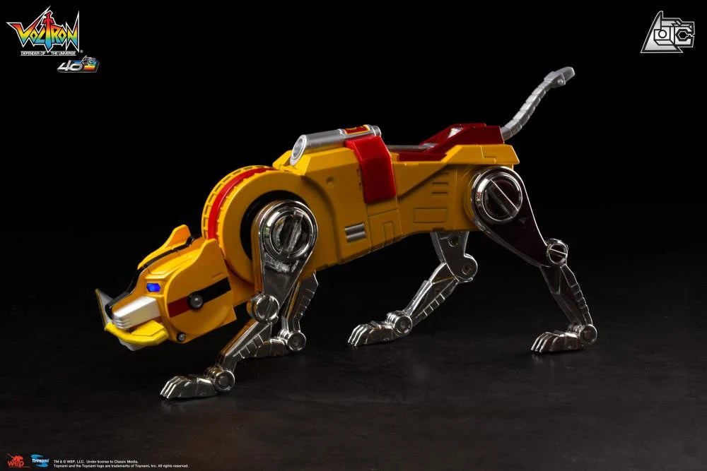 PREORDER Voltron: Defender of the Universe 40th Anniversary Voltron Collector's Set