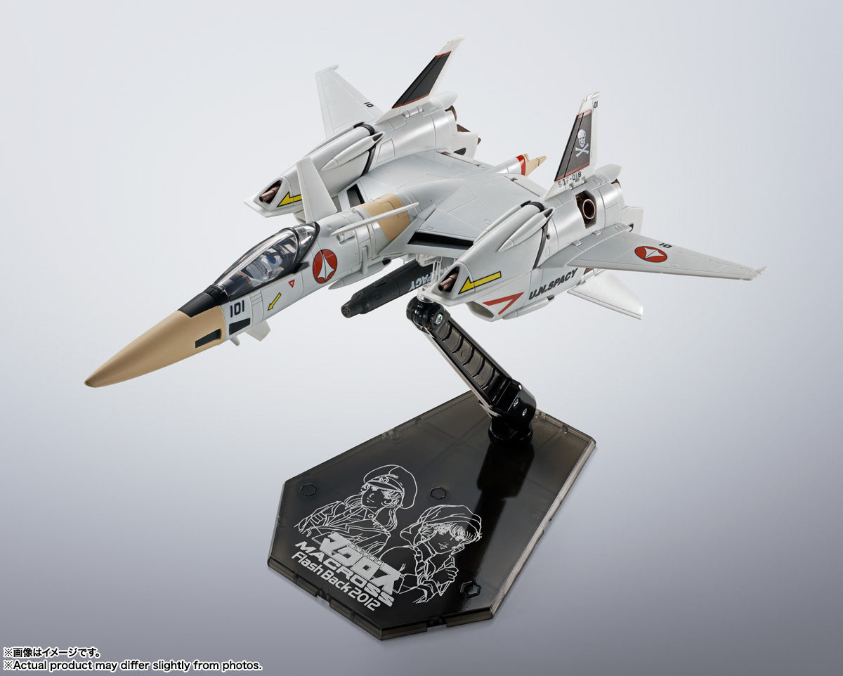 PREORDER HI-METAL R VF-4 Lightning III -Flash Back 2012-