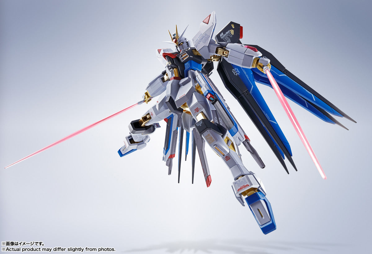 PREORDER Metal Robot Damashii (SIDE MS) Strike Freedom Gundam [Re:Coordinate]