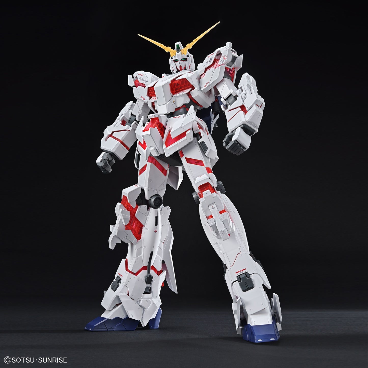 IN STOCK MEGA SIZE MODEL 1/48 UNICORN GUNDAM [DESTROY MODE]