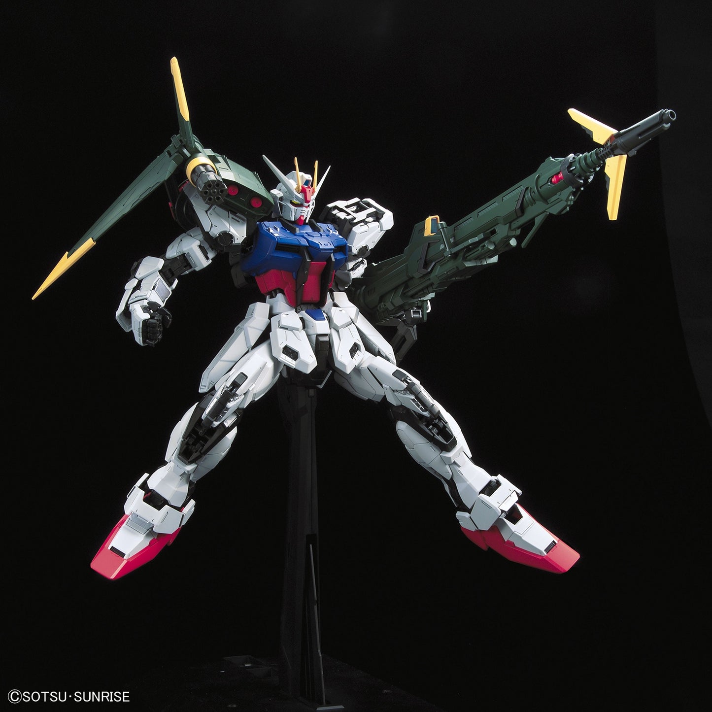 PREORDER PG 1/60 PERFECT STRIKE GUNDAM - May 2024 Reprint