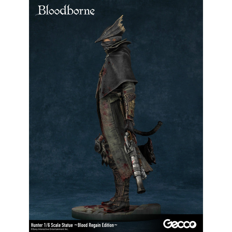 PREORDER Bloodborne Hunter 1/6 Scale Statue ~Blood Regain Edition~