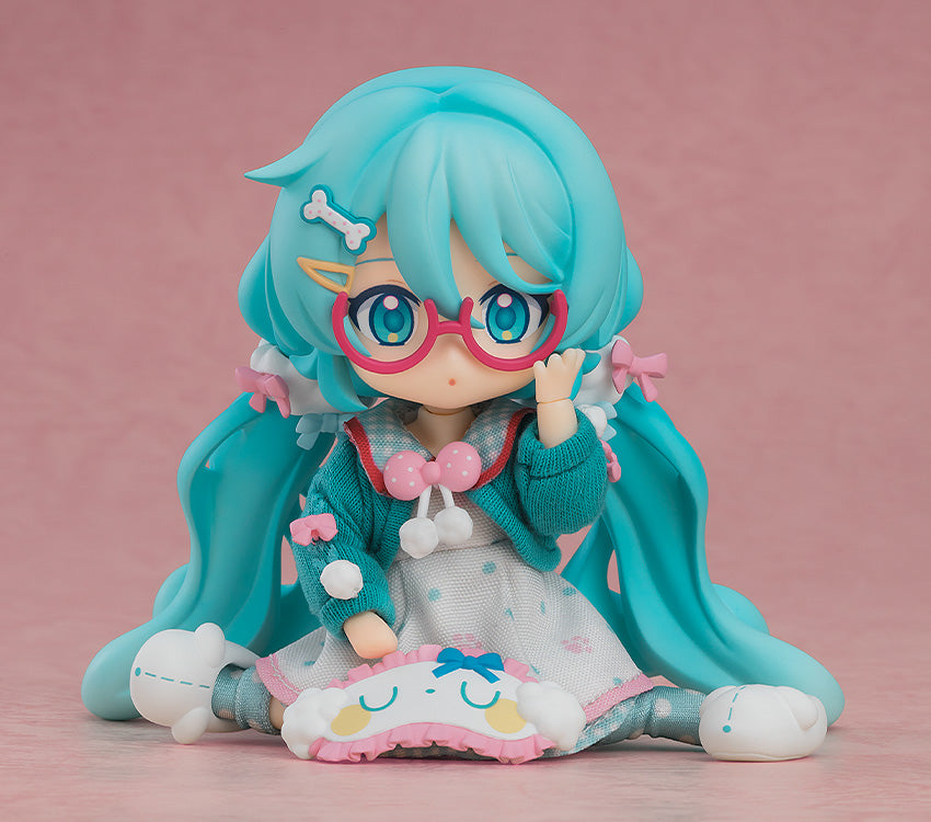 PREORDER Vocaloid Nendoroid Doll Miku Hatsune (Loungewear Outfit Ver.)