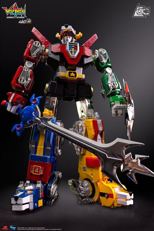 PREORDER Voltron: Defender of the Universe 40th Anniversary Voltron Collector's Set