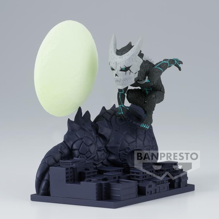 PREORDER KAIJU NO. 8 FIGURE, WCF LOG STORIES