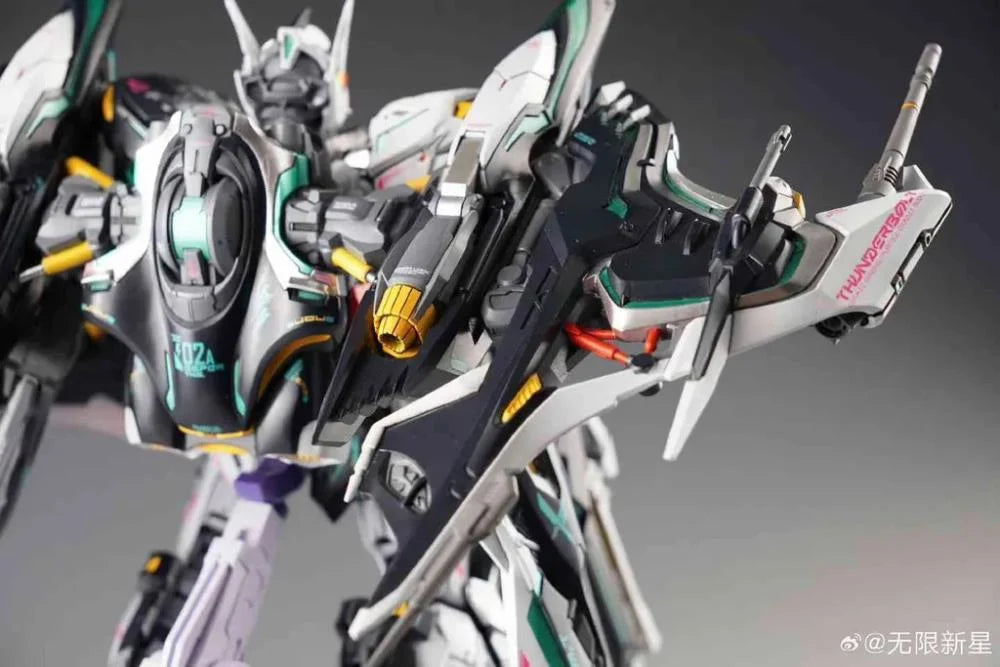 IN STOCK Infinity Nova Thunderbolt Manta Ray 1/100 Scale Model Kit