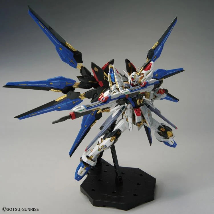 PREORDER Mobile Suit Gundam SEED Destiny MGEX Strike Freedom Gundam 1/100 Scale Model Kit - May 2025 Release