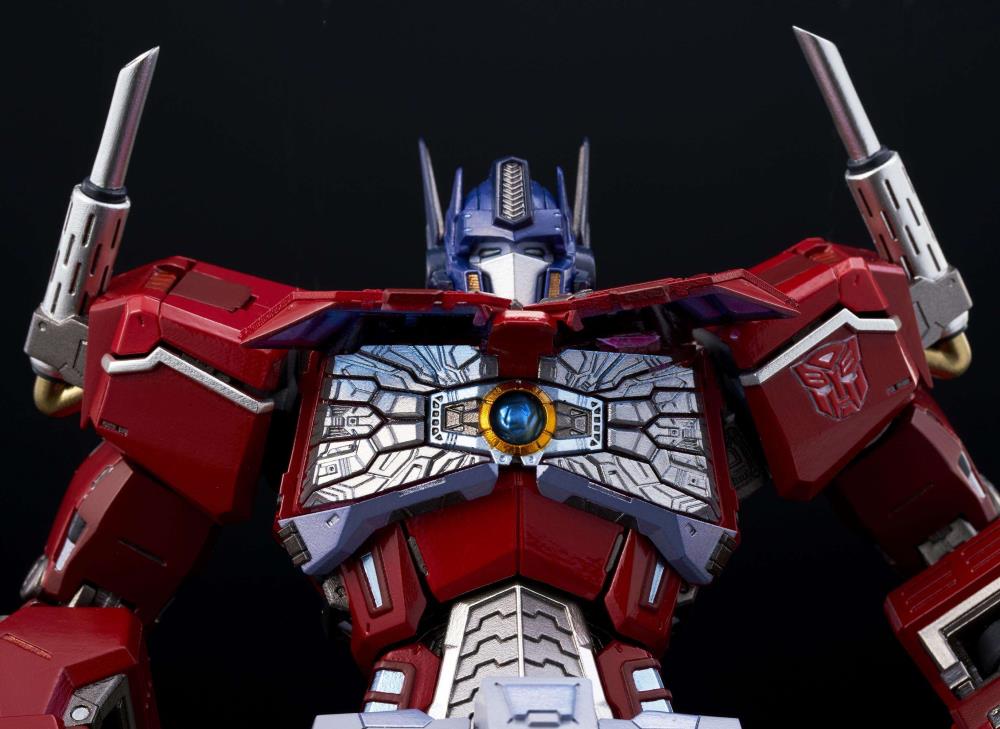 PREORDER Transformers Kuro Kara Kuri #04 Optimus Prime