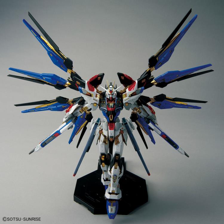 IN STOCK MGEX 1/100 Strike Freedom Gundam