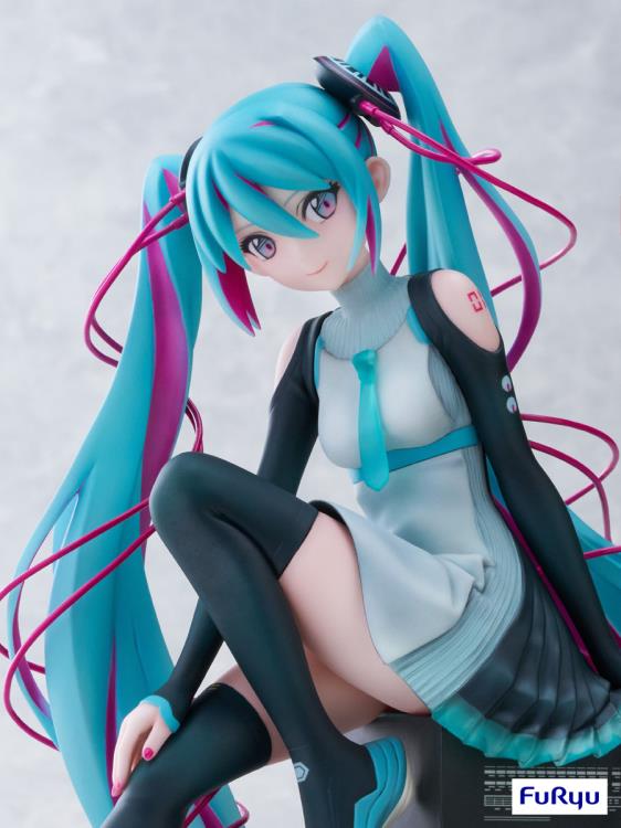 PREORDER Hatsune Miku × MTV 1/7 Scale Figure