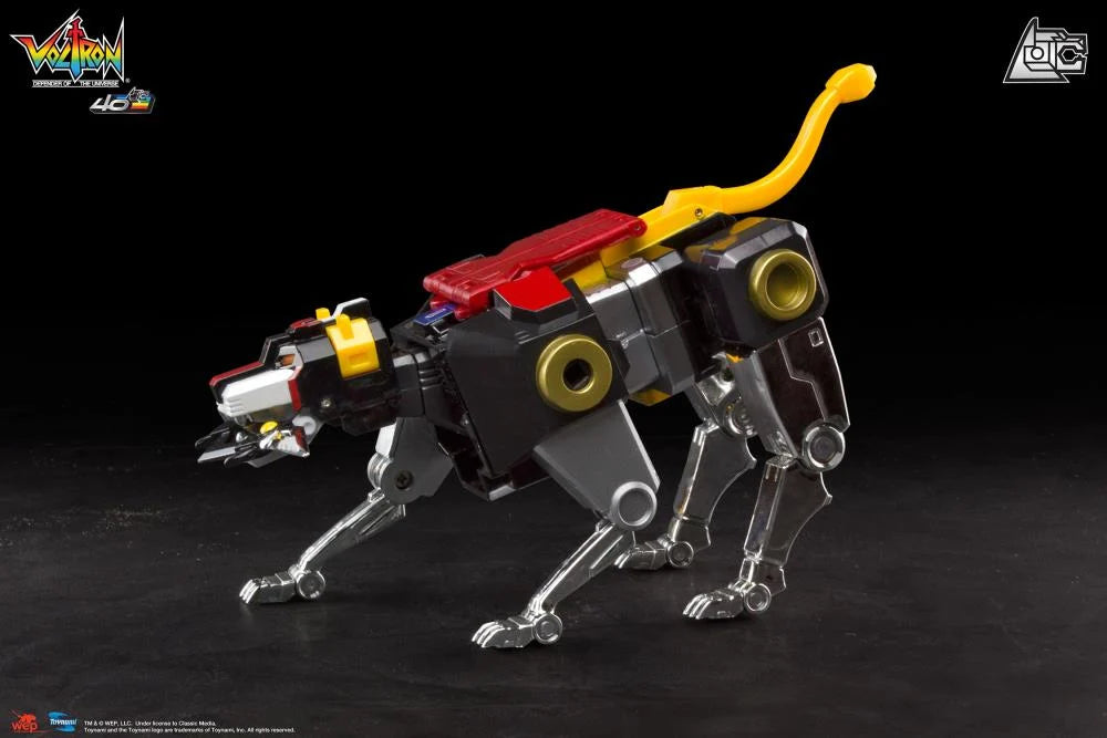 PREORDER Voltron: Defender of the Universe 40th Anniversary Voltron Collector's Set