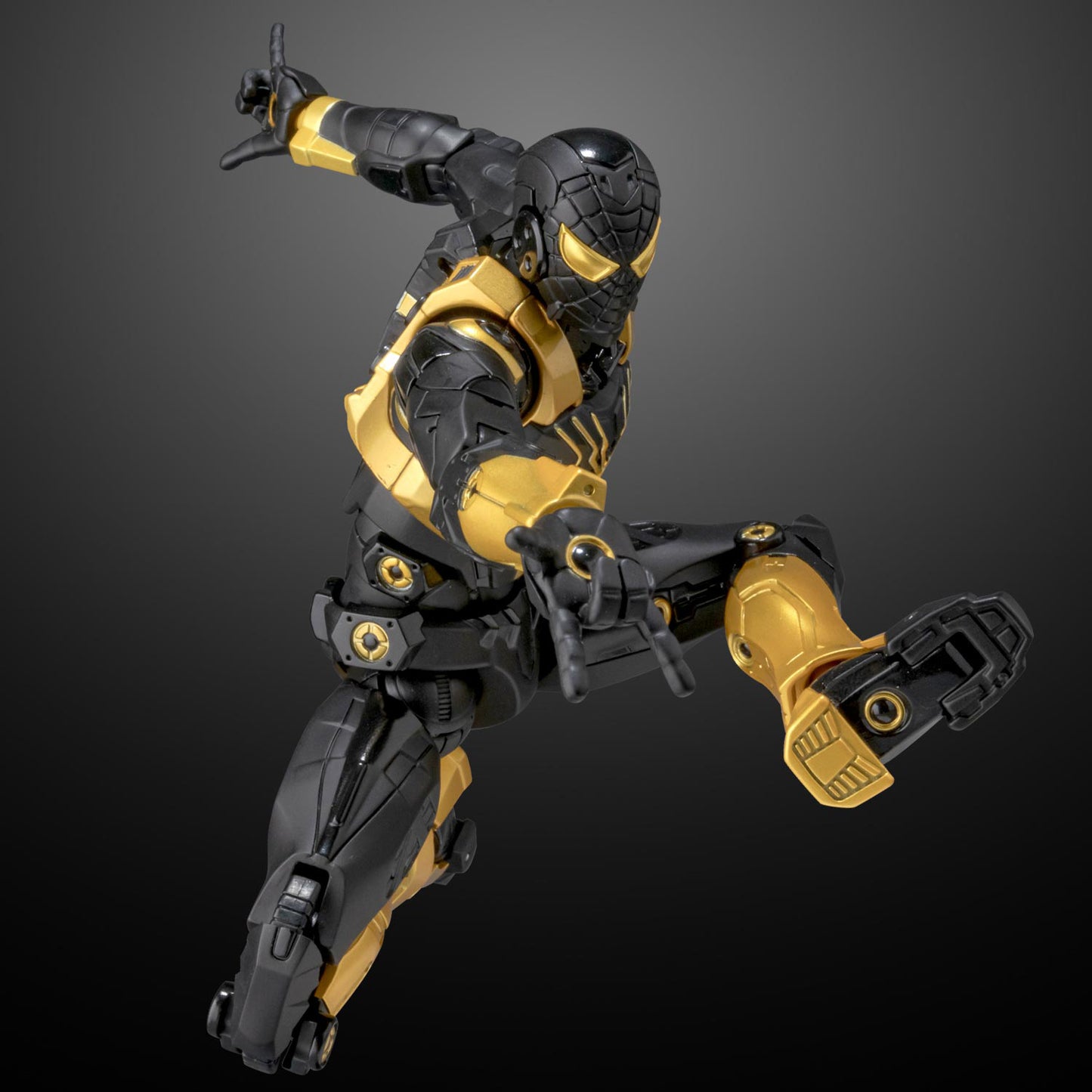 PREORDER Fighting Armor Iron Spider (Onyx Stealth Tech Ver.) Limited Release