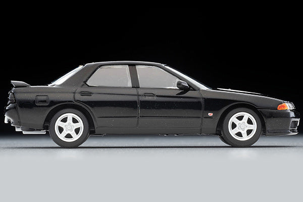 PREORDER LV-N194c SKYLINE 4 Doors Sports Sedan GTS-t M BLK Opt. 92