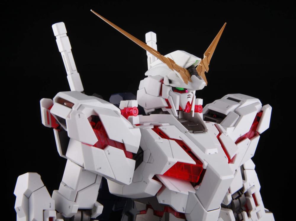 PREORDER PG 1/60 RX-0 UNICORN GUNDAM (September 2022 Release)