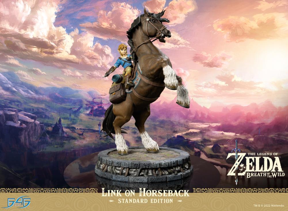 PREORDER The Legend of Zelda: Breath of the Wild Link on Horseback Statue - Standard Edition