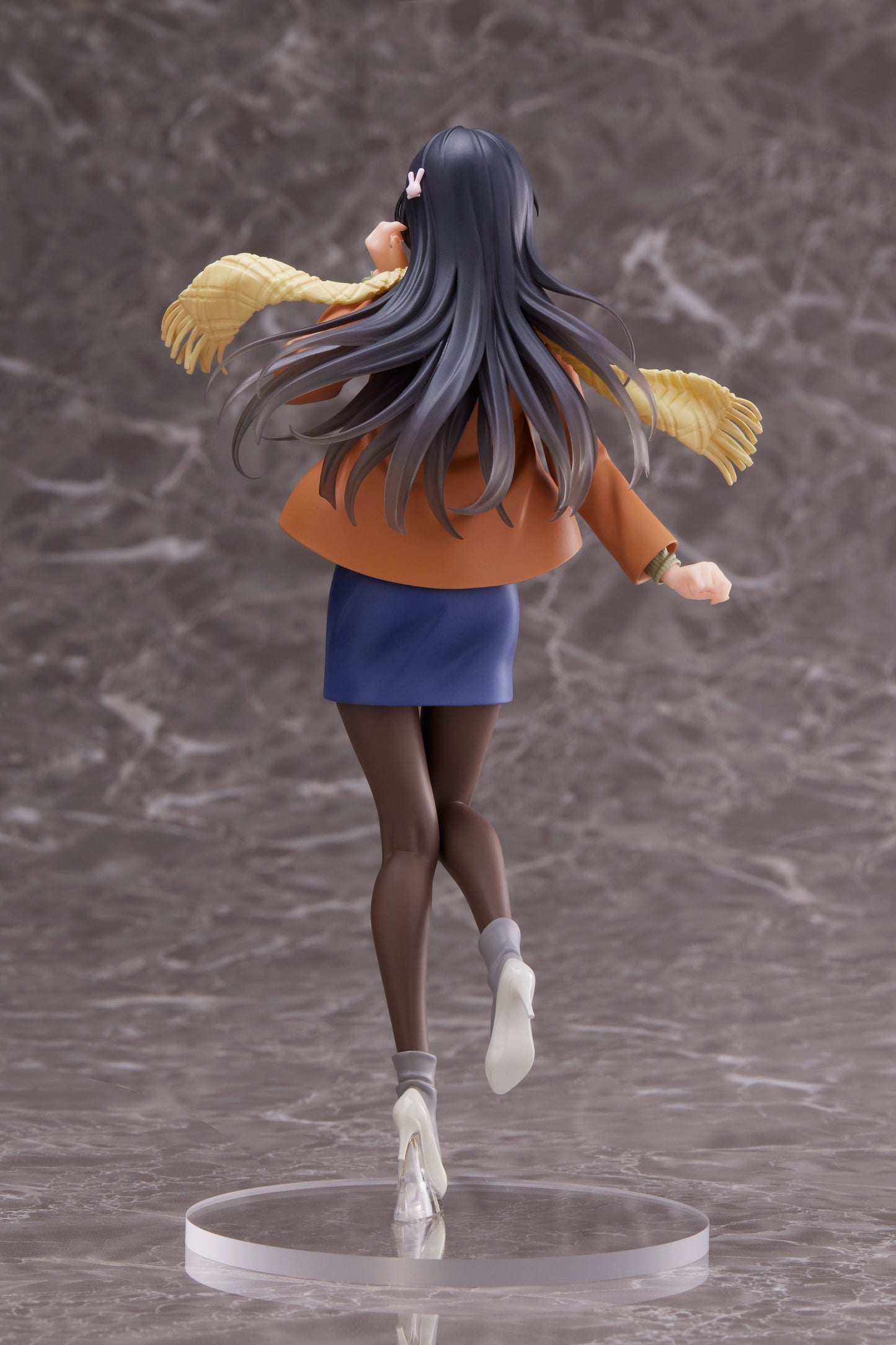 PREORDER Taito Rascal Does Not Dream of a Dreaming Girl Coreful Figure - Mai Sakurajima (Winter Wear Ver.)