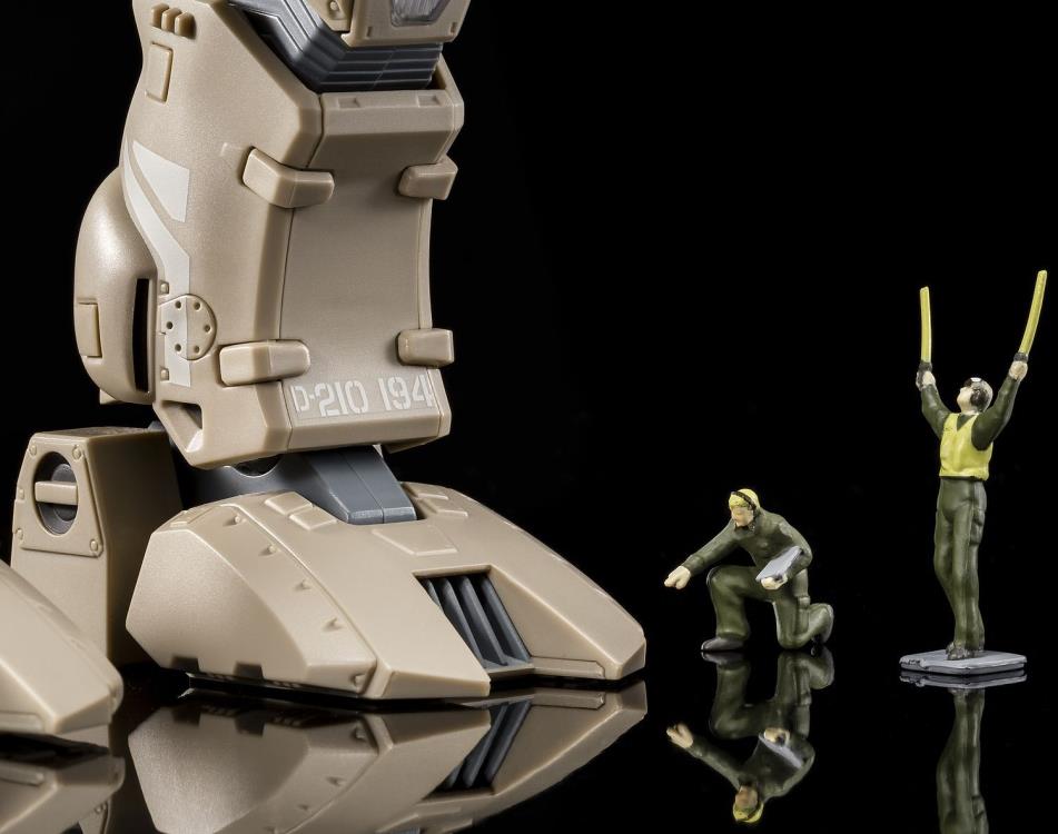 PREORDER Arcadia Super Dimension Fortress Macross MBR-04-MK.VI Destroid Tomahawk 1/60 Scale Figure