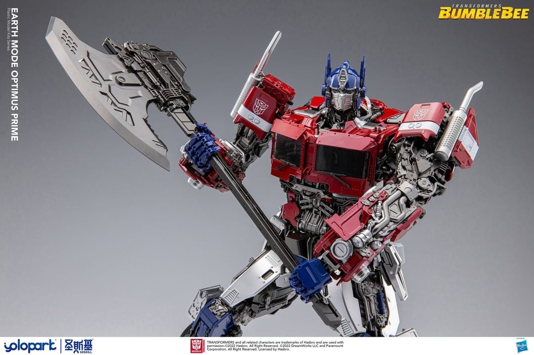 PREORDER Yolopark Hasbro Bumblebee Movie- Model Kit Optimus Prime 30cm (Earth Mode)