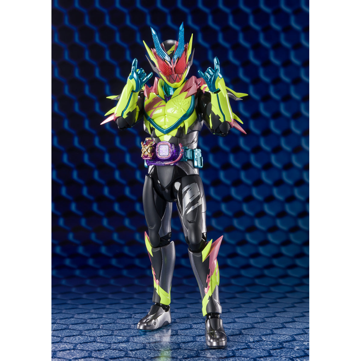 PREORDER S.H.Figuarts KAMEN RIDER REVICE