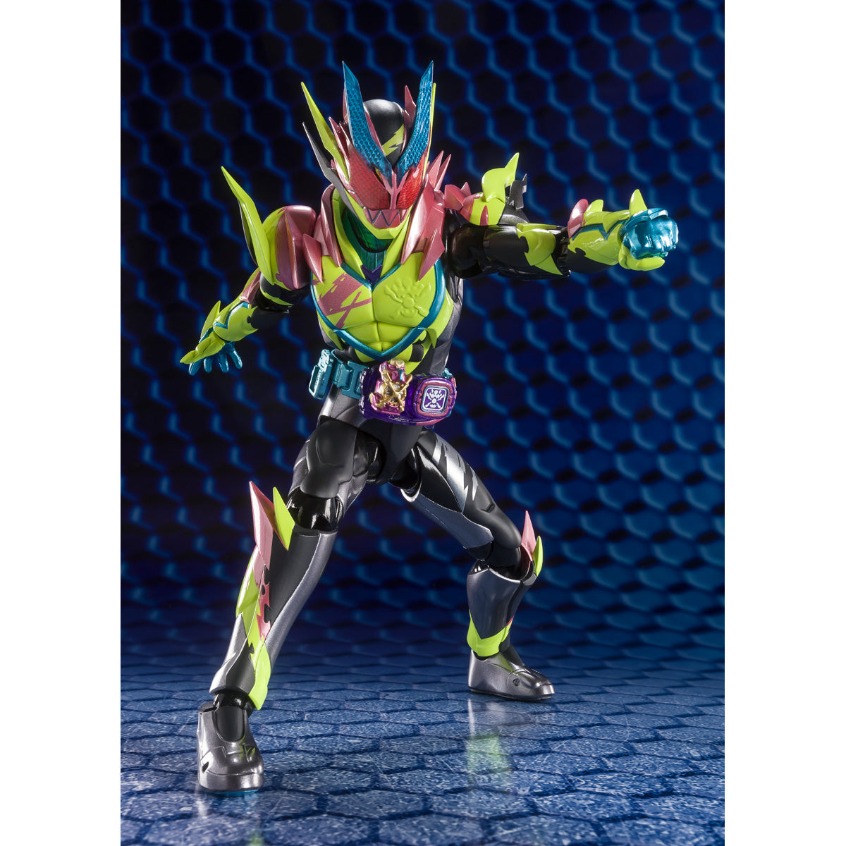 PREORDER S.H.Figuarts KAMEN RIDER REVICE