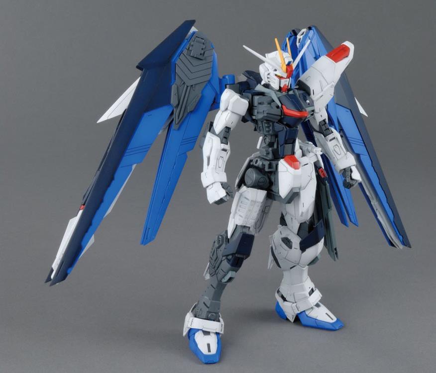 PREORDER MG 1/100 FREEDOM GUNDAM Ver.2.0 (October 2022 Release)