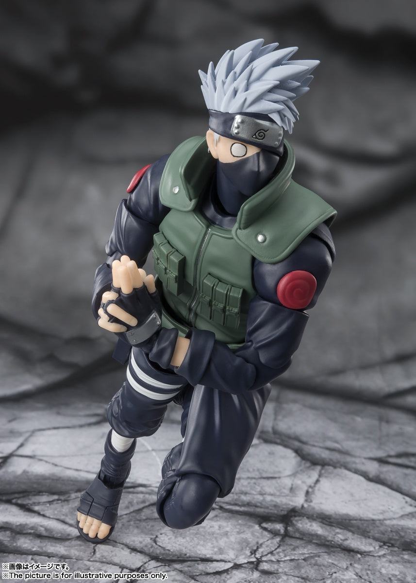 PREORDER S.H.FIGUARTS KAKASHI HATAKE -THE ROARING HERO OF SHARINGAN-