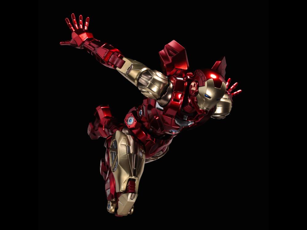 PREORDER Marvel Fighting Armor Iron Man Figure