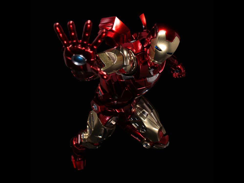 PREORDER Marvel Fighting Armor Iron Man Figure