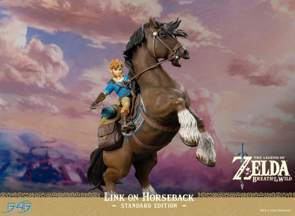 PREORDER The Legend of Zelda: Breath of the Wild Link on Horseback Statue - Standard Edition